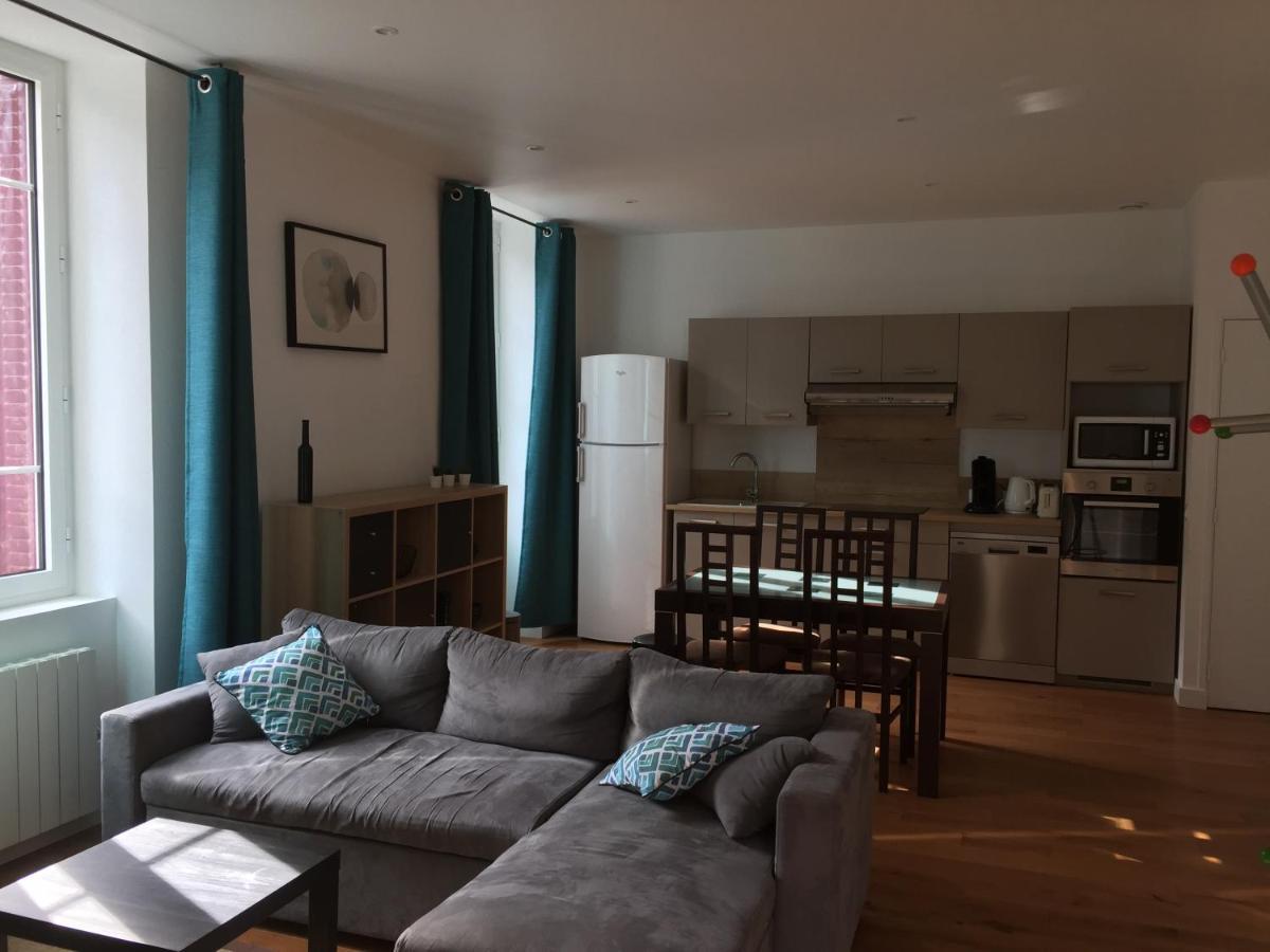 Magnifique Et Lumineux Appartement Au Coeur Du Sancy Сен-Нектер Екстериор снимка