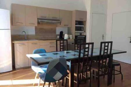 Magnifique Et Lumineux Appartement Au Coeur Du Sancy Сен-Нектер Екстериор снимка