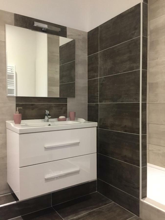 Magnifique Et Lumineux Appartement Au Coeur Du Sancy Сен-Нектер Екстериор снимка
