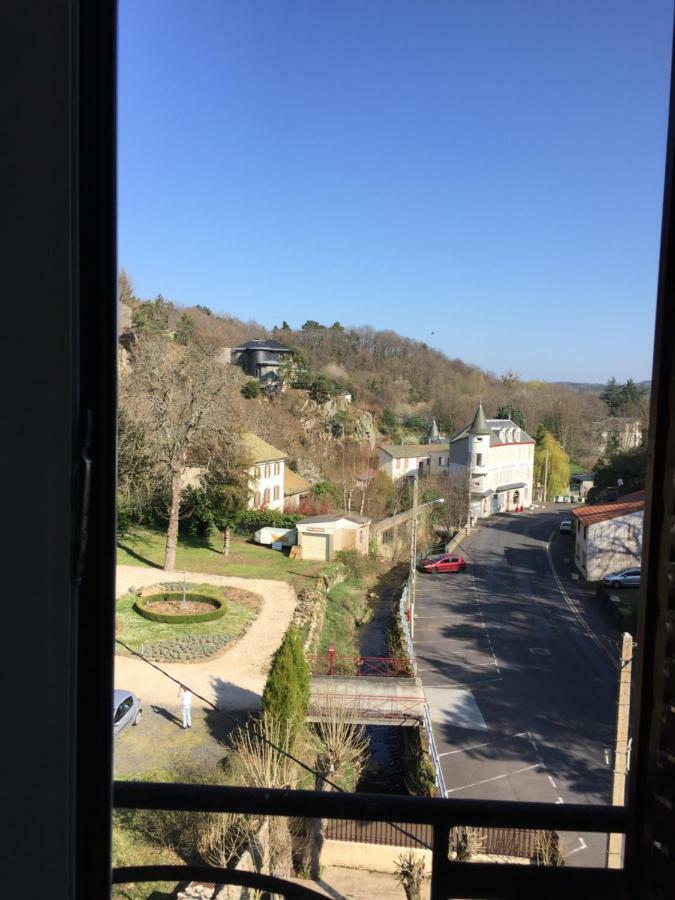 Magnifique Et Lumineux Appartement Au Coeur Du Sancy Сен-Нектер Екстериор снимка